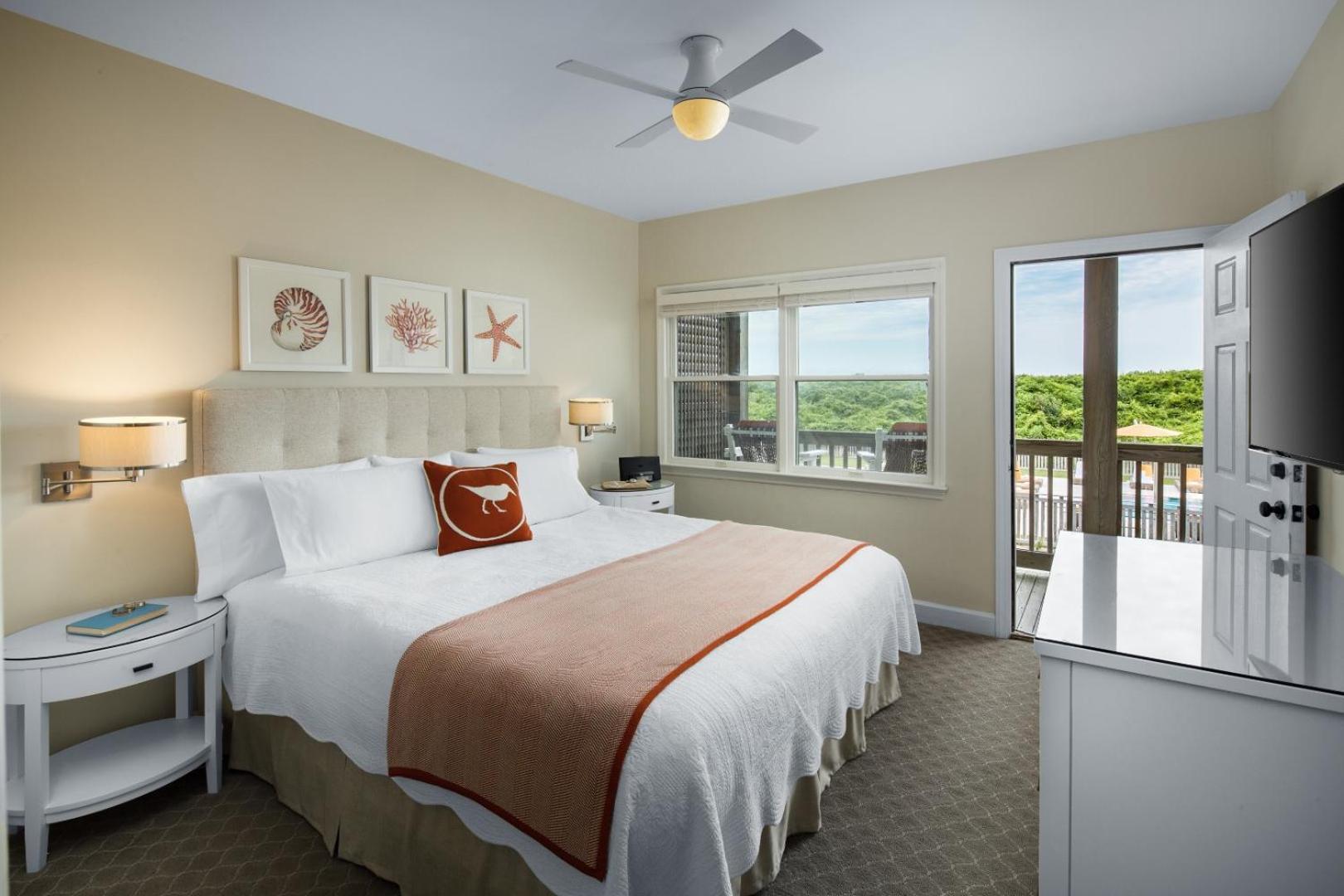 The Sanderling Resort Duck