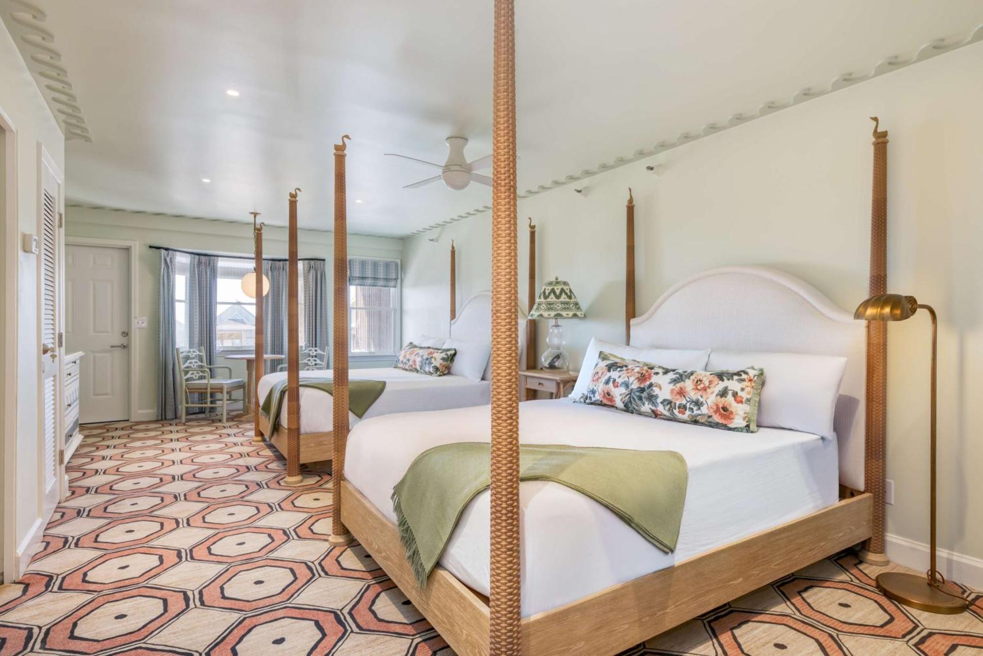 The Sanderling 4* Duck